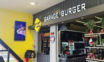 Imagem 7: Vendo hambúrgueria/restaurante dentro do muffato