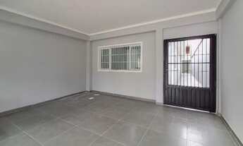 Imagem 2: Casa Térrea - Parque São Domingos - 2 quartos (1 suíte) e 2 vagas de garagem - Reformada