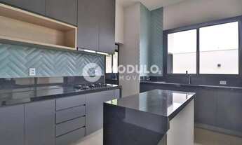 Imagem 3: Casa de condomínio disponivel para locação no bairro Laranjeiras