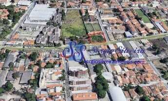 Imagem 2: Terreno amplo de esquina Potencial comercial incrível! 2.150m²