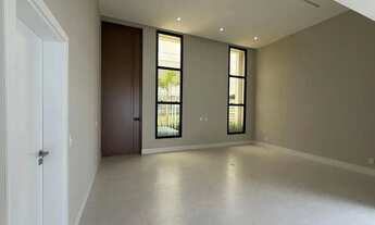 Imagem 4: Imóvel para venda possui 204 metros quadrados com 3 quartos em Interlagos - Vila Velha - E