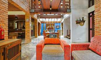 Imagem 3: Chácara à venda com 2.425 m² de terreno e 300 m² de área construída