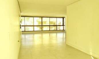Imagem 3: Apartamento para Venda em Florianópolis, Centro, 4 dormitórios, 4 suítes, 5 banheiros, 3 v