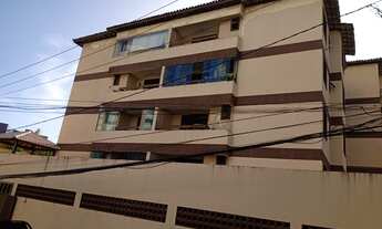 Imagem 1: Aluga-se em Armação, Edf. Miramar, 3/4 suíte, dependência, totalmente mobiliado, Salvador