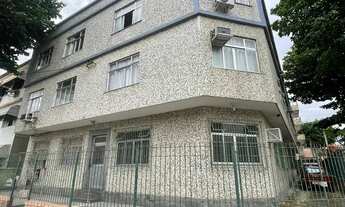 Imagem: Apartamento térreo, 2 quartos, praça da