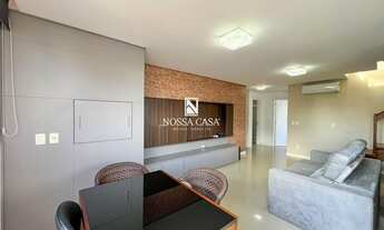 Imagem 2: Cobertura semi mobiliada com 02 dormitórios, amplo living integrados com terraço e garagem