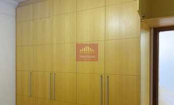 Imagem 6: Sobrado para aluguel possui 200 metros quadrados com 3 quartos