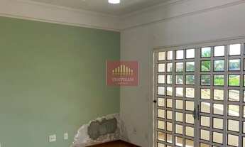 Imagem 3: Sobrado para aluguel possui 200 metros quadrados com 3 quartos