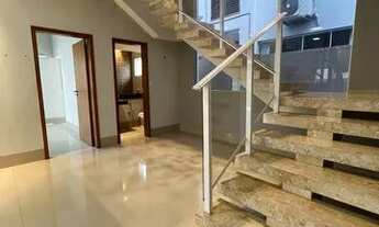 Imagem 6: Vendo Sobrado no Condomínio Belvedere com 3 suítes sendo uma máster com closet