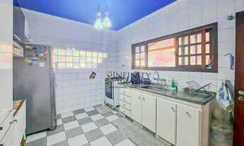 Imagem 6: Casa com 3 Dormitórios, 1 Suíte à venda, 230 m² por R$ 2.000.000,00 - Jardim das Colinas