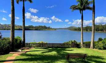 Imagem 4: Casa de condomínio para venda possui 211 metros quadrados com 5 quartos