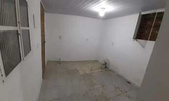 Imagem 7: Quitinetes em Benfica, agua e luz incluso no valor