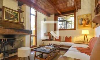 Imagem 3: Casa de Condomínio para Aluguel - Condomínio Estância Marambaia, 1 Quarto, 85 m2