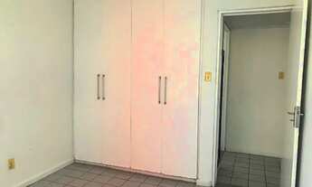 Imagem 7: Vendo apartamento no Edf. Pontes de Miranda, em frente a praça do Skate