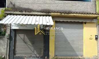 Imagem 6: Casa com 4 lojas prontas para comércio