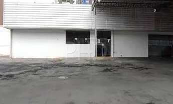 Imagem 4: Excelente Terreno Para Locação no centro 635 m² Com Banheiro e Escritório