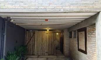 Imagem 2: Cabana no Sertão de Camburi. Locação anual