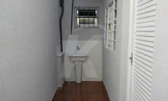 Imagem 4: Casa com 3 quartos, sala, cozinha, banheiro, área de serviço, 2 vagas de garagem