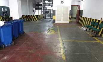 Imagem 2: Flamengo Galpão / depósito com 1 vaga na garagem