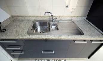 Imagem 11: Apartamento claro, repleto de armários, andar alto, loclização nobre