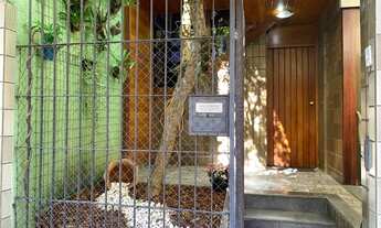 Imagem 2: CASA TRIPLEX COM 124M² PARA LOCAÇÃO NO CENTRO DE NOVA FRIBURGO - RJ