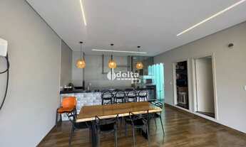 Imagem 4: Casa residencial com 3 quartos sendo 1 suíte disponível para venda no bairro Alto Umuarama