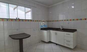 Imagem 6: Charmosa casa em condomínio na Granja dos Cavaleiros/Macaé-RJ - Com duas suítes