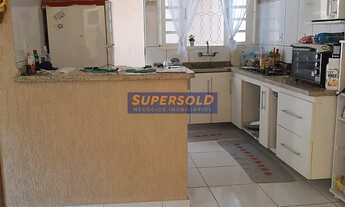 Imagem 6: Casa Térrea à Venda - Com Piscina Aquecida - com 195,43m² - 04 Dormitórios/ Quartos Sendo