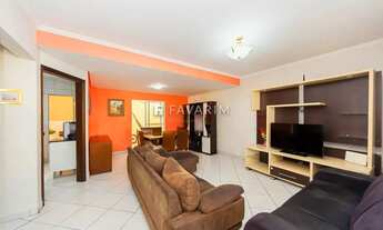 Imagem: Sobrado Triplex em Condomínio Santa Felicidade