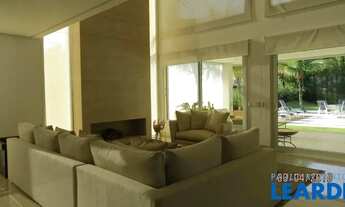 Imagem 7: CASA EM CONDOMÍNIO - TAMBORÉ - SP