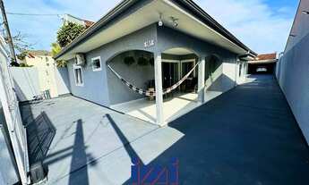 Imagem: Casa perto do mar a venda com mobília