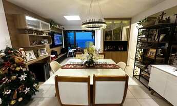 Imagem 3: Evolution. Apartamento nascente, 108m², móveis planejados, vista mar permanente. Jacarecic