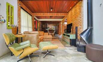 Imagem 4: Chácara à venda com 2.425 m² de terreno e 300 m² de área construída