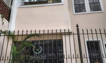 Imagem 2: Casa para venda possui 206 metros quadrados com 8 quartos