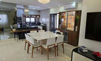 Imagem 4: Casa de condomínio para venda tem 186 metros quadrados com 3 quartos