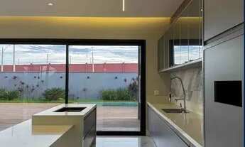 Imagem 4: Mansão de Alto Padrão à Venda no Condomínio Vale das Araras