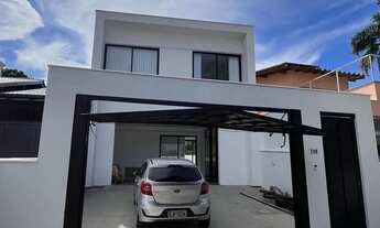 Imagem: Casa Sobrado em Ponta de Baixo, São José/SC