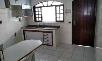 Imagem 4: Sobrado com 3 dormitórios à venda, 237 m² por R$ 899.999,90 - Parque Jaçatuba - Santo Andr