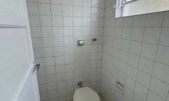 Imagem 7: Apartamento com 2 dormitórios e garagem com churrasqueira