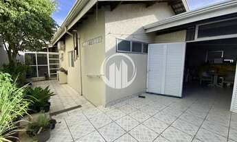 Imagem: Casa Térrea à venda com 3 dormitórios