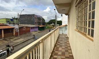 Imagem 4: Vendo Sobrado de Esquina Qd 101 de 2 Pavimentos c/ 5 qts, 6 vagas de garagem!