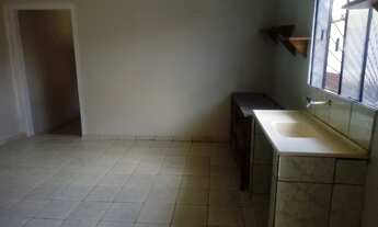 Imagem: Alugo 1 Apartamento de 5 peças 1. Rua limeira