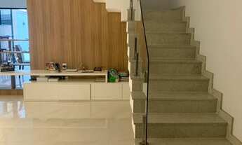 Imagem 4: CASA COM SAUNA E PISCINA