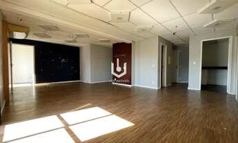 Imagem 3: Sala comercial com 130m² 04 vagas de garagem, próximo a estação