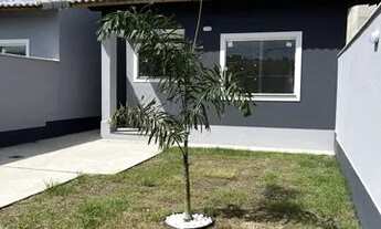 Imagem 2: Casa à venda, com 2 quartos, por R$ 400.000,00, em Itaipuaçu-Maricá/RJ