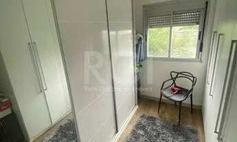 Imagem 7: Apartamento de 2 dormitórios e 1 vaga no bairro Glória