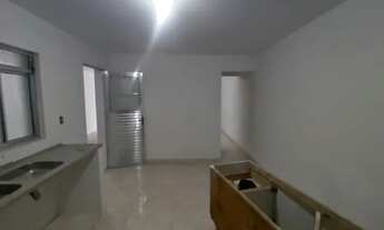 Imagem 5: Valo Velho casa térrea com 2 dormitórios para locação 1 banheiro útil de 130 m² 2 vagas