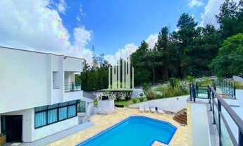 Imagem 2: Locação Casa de alto padrão, Residencial 10, com 4 suítes, área de lazer com piscina