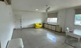 Imagem 4: Dom Pedro. Alugo Casa com 200m2, 4 quartos sendo 2 suites, sala para 3 ambientes e 4 vagas