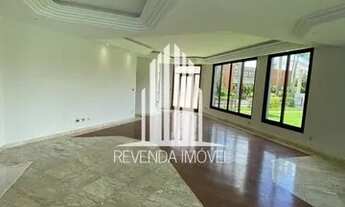 Imagem 4: Casa no Residencial zero com 4 suítes, 4 vagas, adega, piscina com espaço para lazer